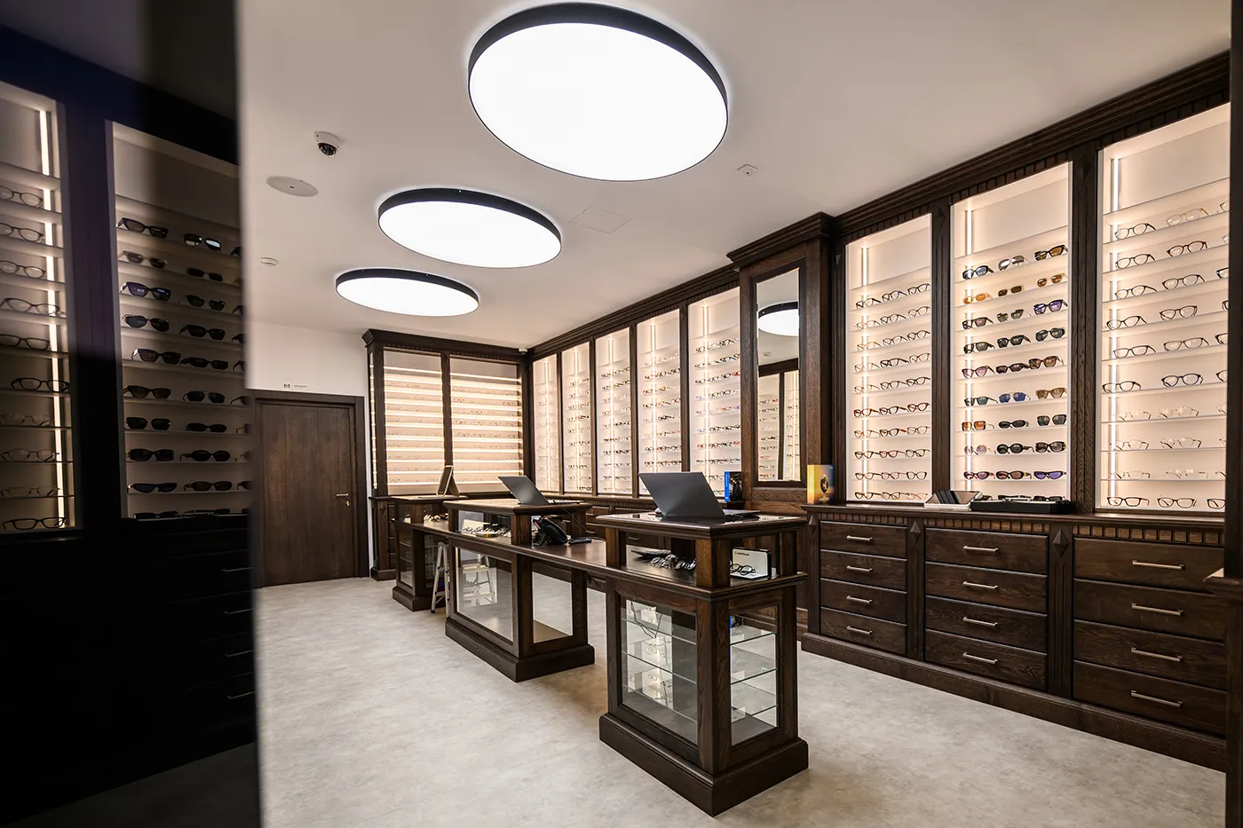 MRINIHOSPITAL-optica-01